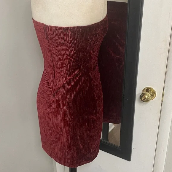 NAKED WARDROBE TEXTURE PLUSH VELVET TUBE DRESS BURGUNDY/WINE  BODYCON BURNOUT - Picture 10 of 14